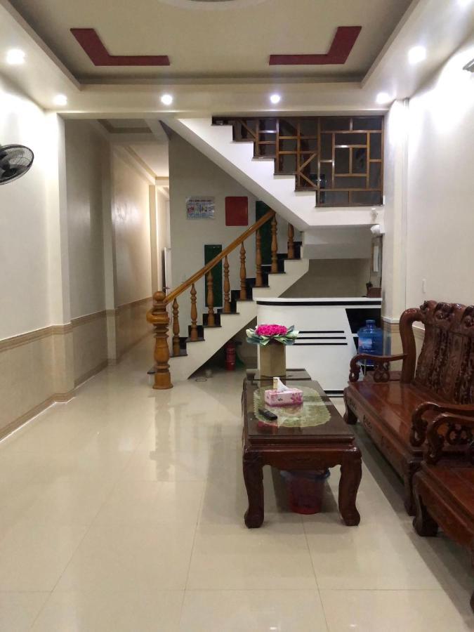 Holly'S Hostel Ha Giang B&B Esterno foto