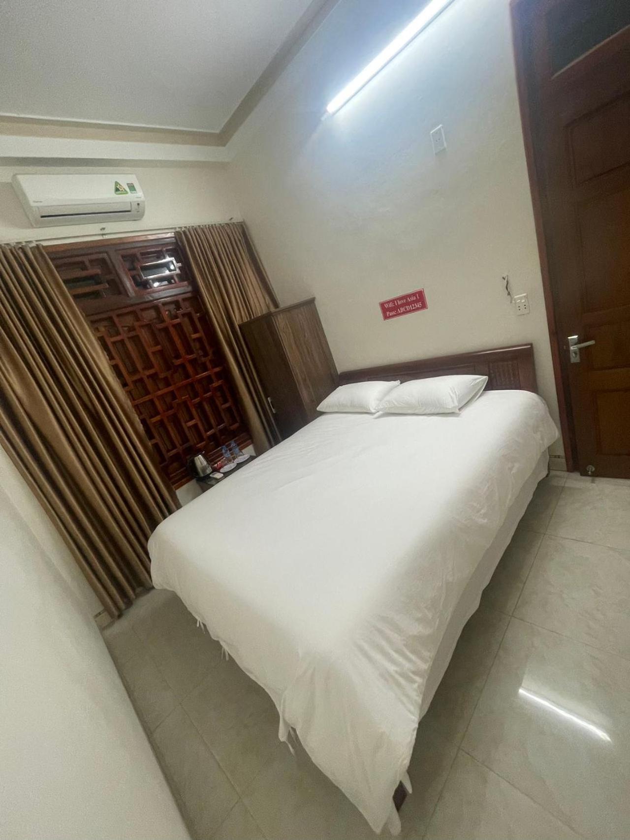 Holly'S Hostel Ha Giang B&B Esterno foto